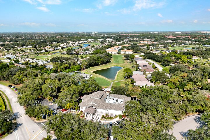 9269 Coach House Ln