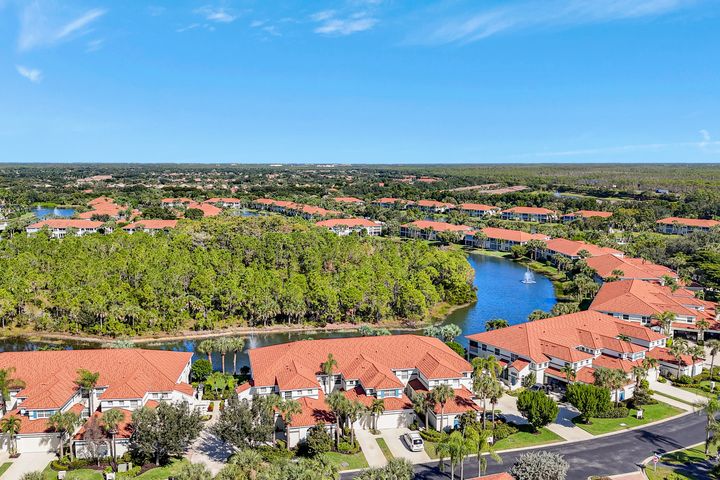 10811 Crooked River Rd