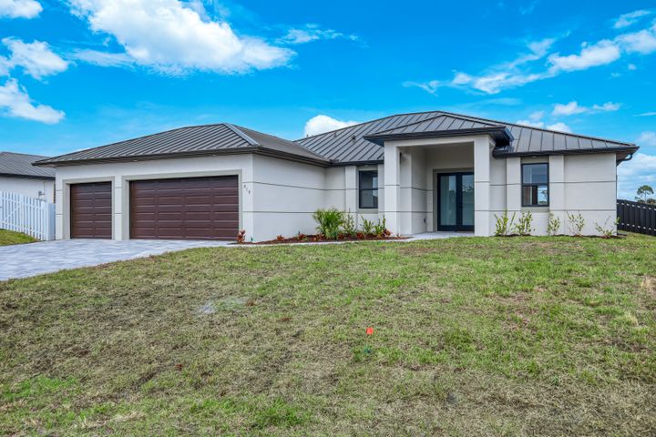 819 SW 16th Terrace