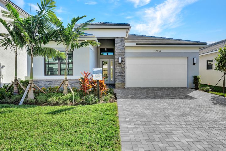 20738 Fair Oak Ln