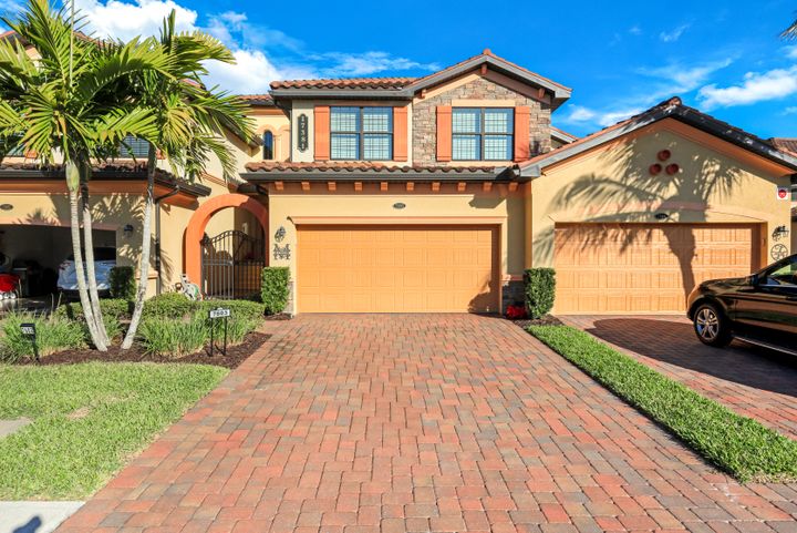 17381 Cherrywood Ct