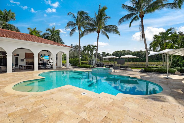 2558 Escada Ct