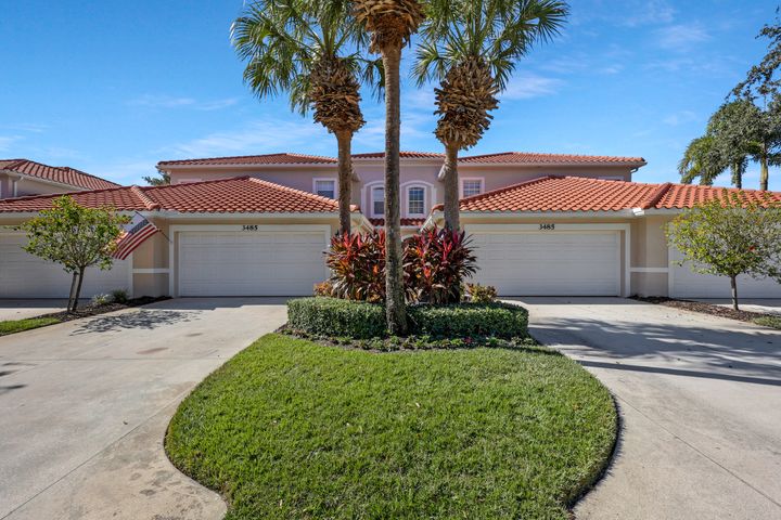 3485 Grand Cypress Dr