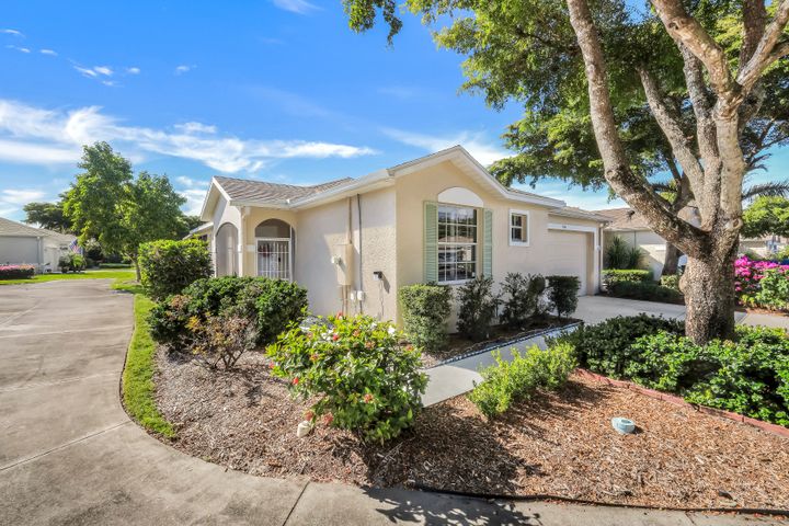 9344 Lake Abby Ln