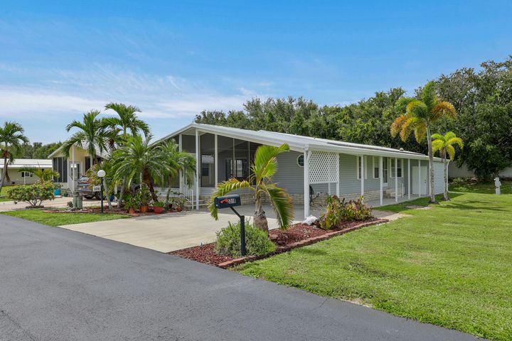 5318 Fiddleleaf Dr