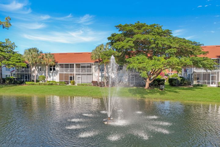 5045 Cedar Springs Dr