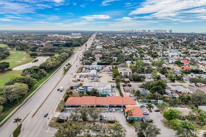 10265 Tamiami Trl N