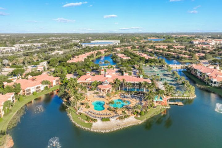 8597 Via Garibaldi Cir