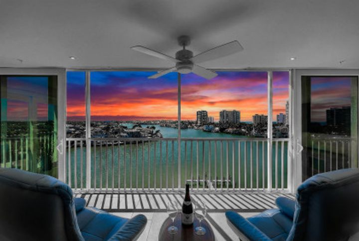 250 Park Shore Dr