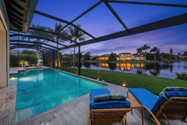 4127 Belair Ln