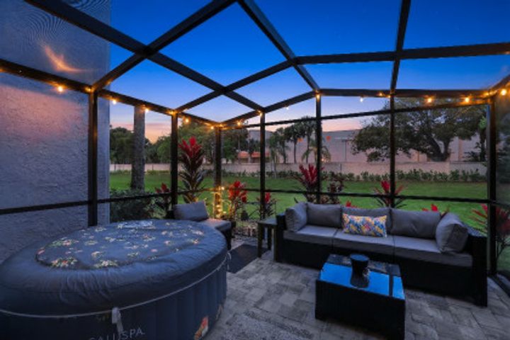 3569 Antarctic Cir