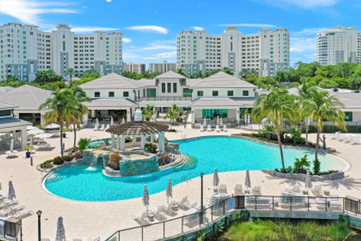 295 Grande  Way