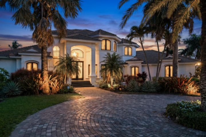 1578 S Barfield Ct