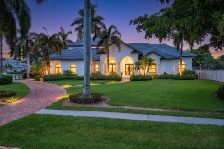 511 Alameda Ct