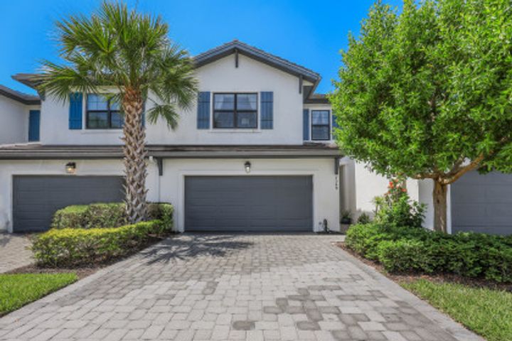 7348 Rockefeller Dr