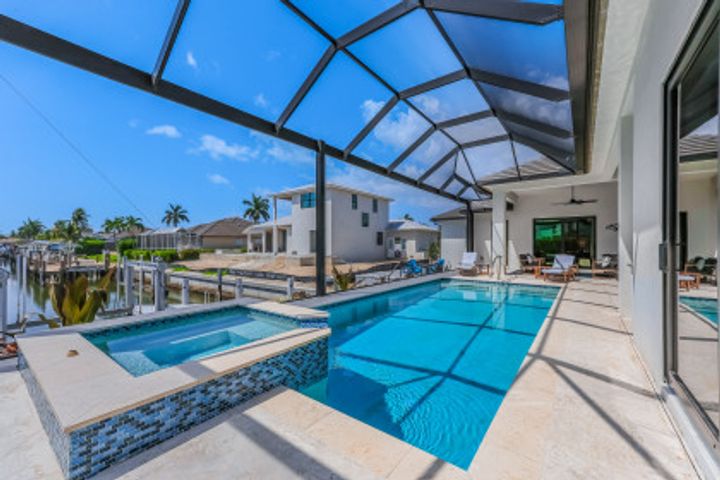 970 Goldenrod Ave